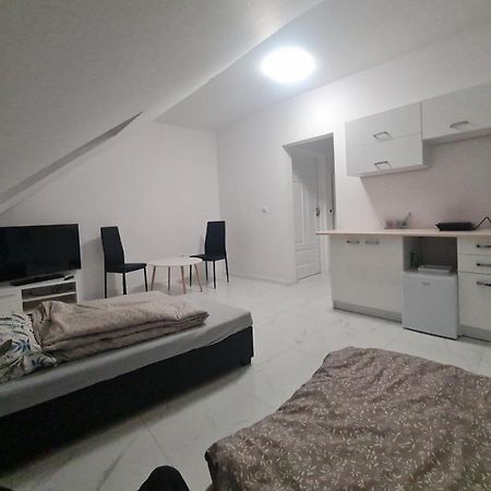 Apartmán Rmf Naworol 10,,,, Wjazd Od Nr 6 Štetín Exteriér fotografie