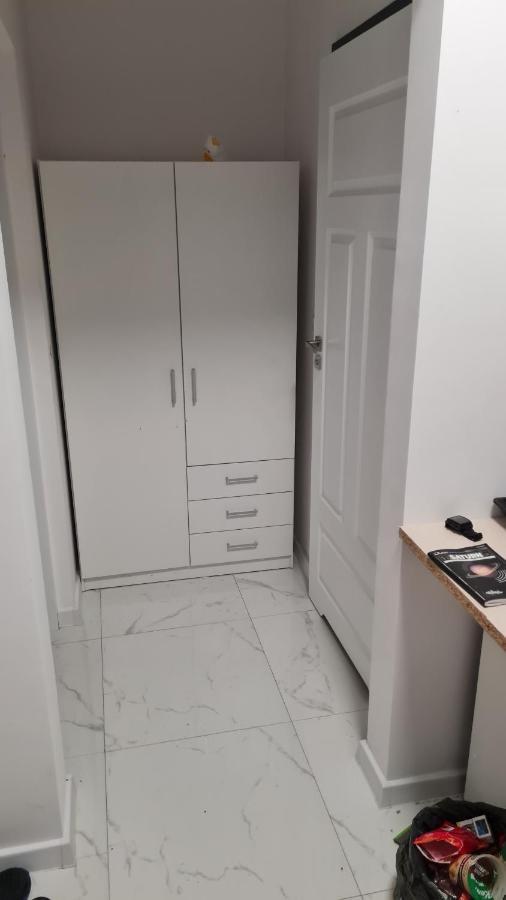 Apartmán Rmf Naworol 10,,,, Wjazd Od Nr 6 Štetín Exteriér fotografie